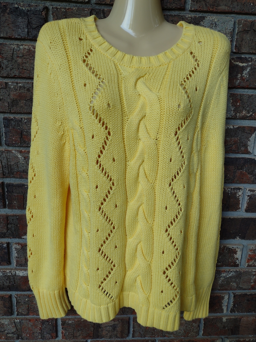 Talbots Cable Knit Sweater Women's Size Medium Yellow Pullover Classic Preppy